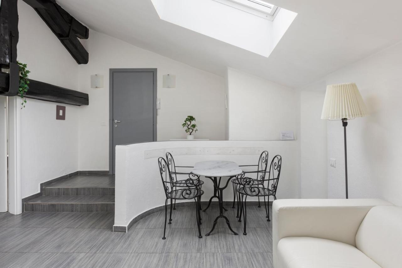 2 Bedroom 2 Bathroom Apt - Duomo 1 Milano Exterior foto
