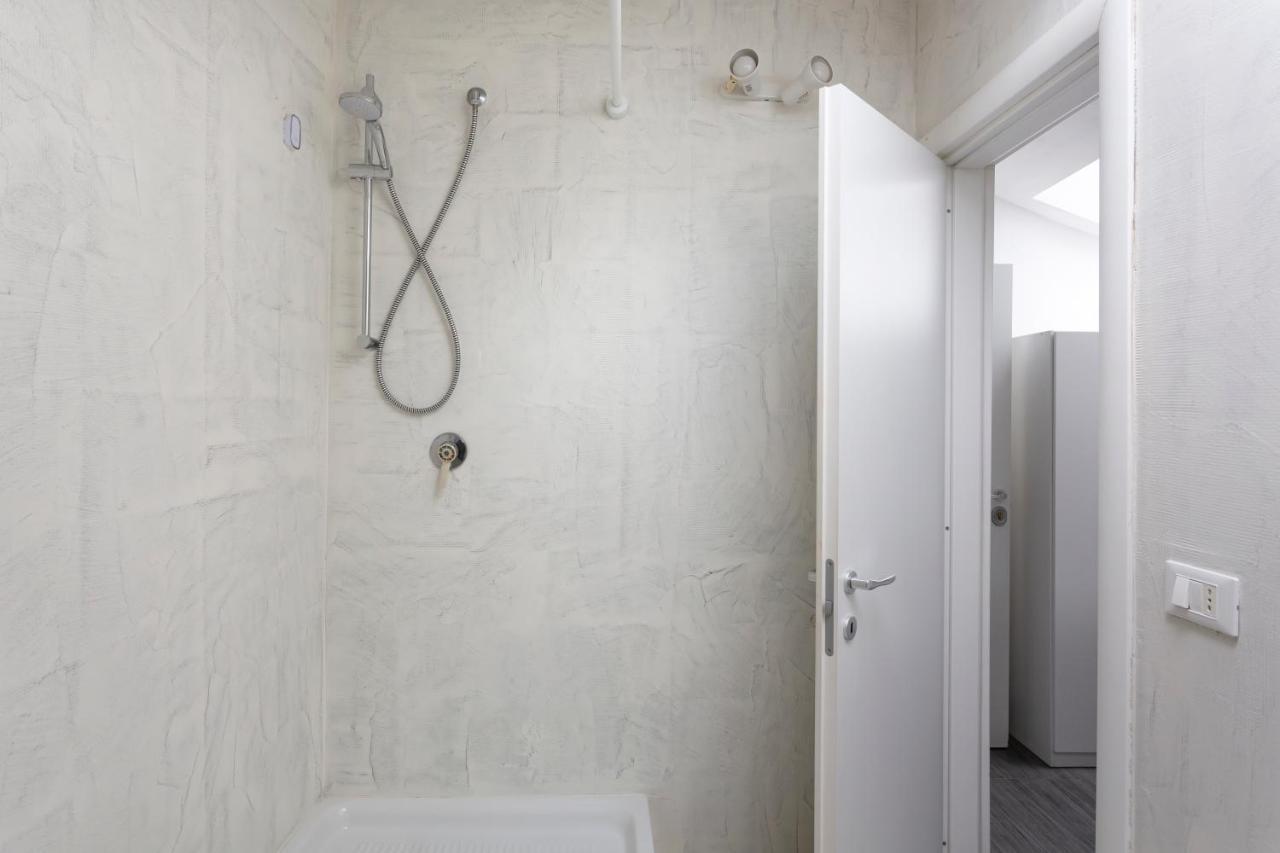 2 Bedroom 2 Bathroom Apt - Duomo 1 Milano Exterior foto